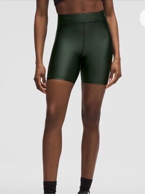 lululemon athletica High-Rise Bike Shorts - Dark Green